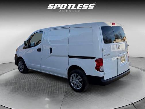2020 Nissan NV200 SV