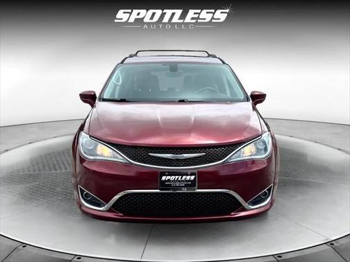 2018 Chrysler Pacifica Touring-L
