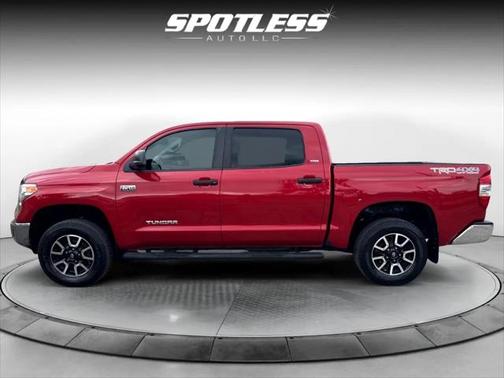2017 Toyota Tundra SR5