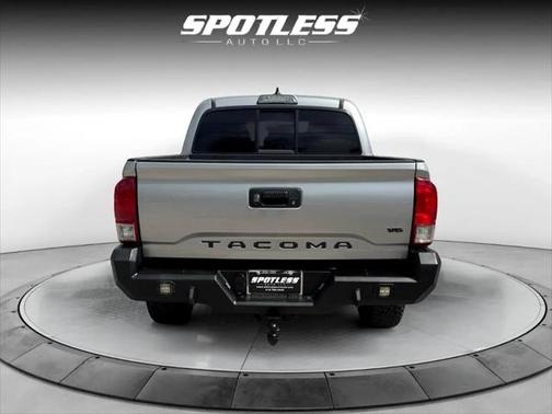 2016 Toyota Tacoma SR5