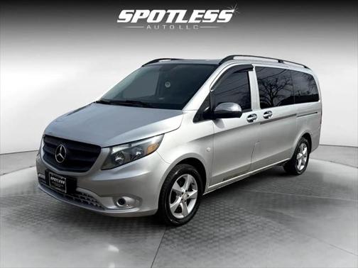 2016 Mercedes-Benz Metris Base