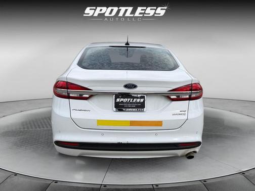 2017 Ford Fusion Hybrid SE