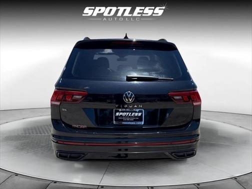 2022 Volkswagen Tiguan 2.0T SE R-Line Black