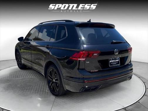 2022 Volkswagen Tiguan 2.0T SE R-Line Black