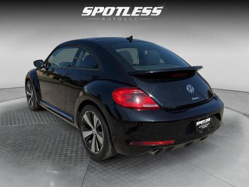 2014 Volkswagen Beetle 2.0T R-Line