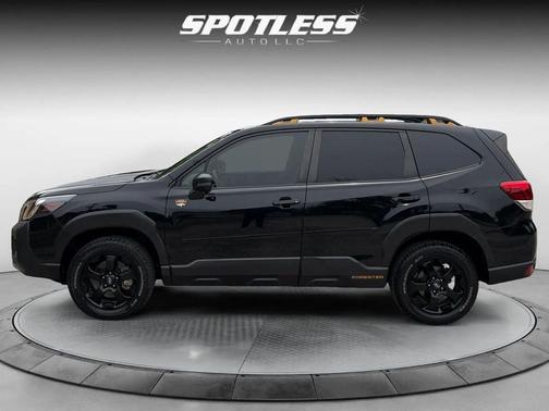 Crystal Black Silica 2022 Subaru Forester Wilderness