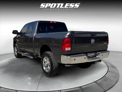 2018 RAM 2500 Tradesman Crew Cab 4x4 6'4' Box