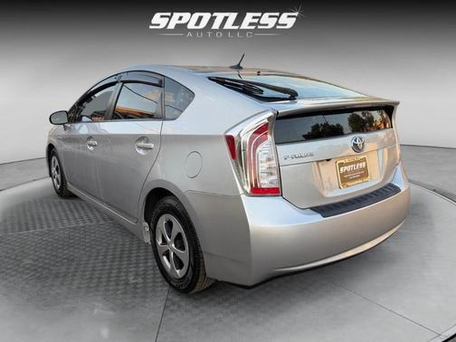 2013 Toyota Prius Three