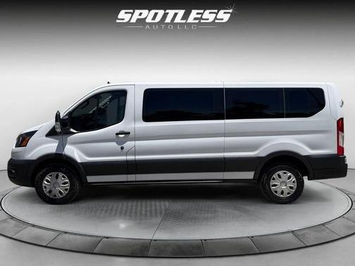 Oxford White 2023 Ford Transit-350 XL