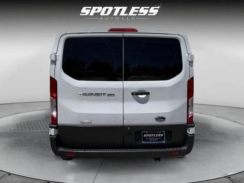 Oxford White 2023 Ford Transit-350 XL