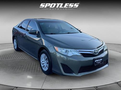 2013 Toyota Camry LE