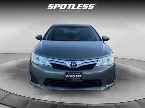 2013 Toyota Camry LE