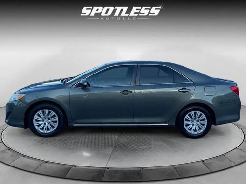 2013 Toyota Camry LE
