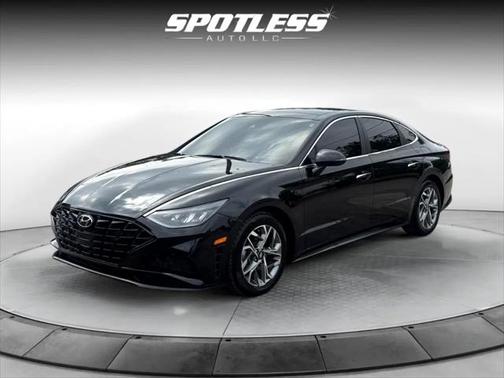 2022 Hyundai SONATA SEL