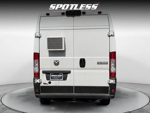 2025 RAM ProMaster 2500 Tradesman