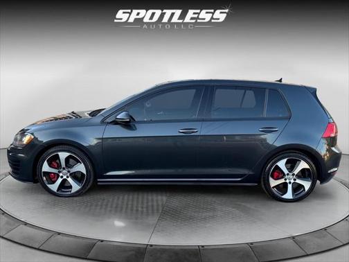 2017 Volkswagen Golf GTI 2.0T SE 4-Door