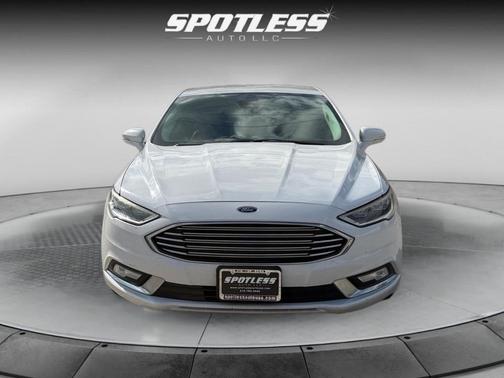 2017 Ford Fusion Hybrid SE