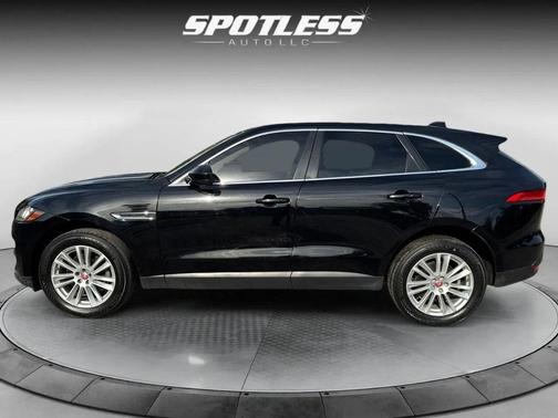 2019 Jaguar F-PACE 30t Prestige