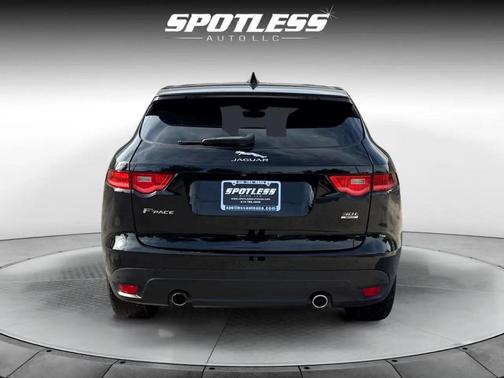 2019 Jaguar F-PACE 25t Prestige