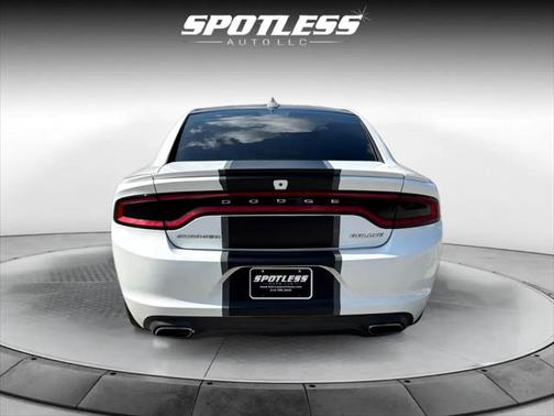 2015 Dodge Charger SXT