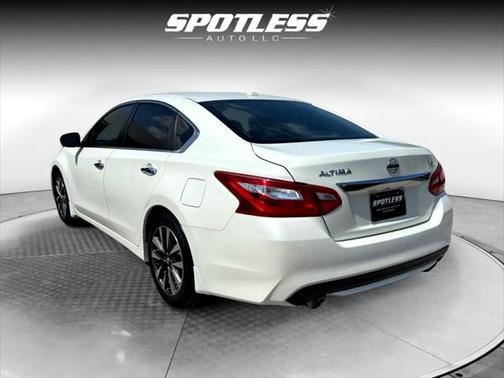 2017 Nissan Altima 2.5 SV