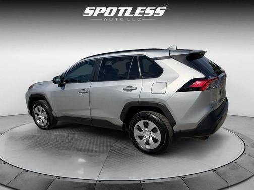 Silver Sky Metallic 2021 Toyota RAV4 LE