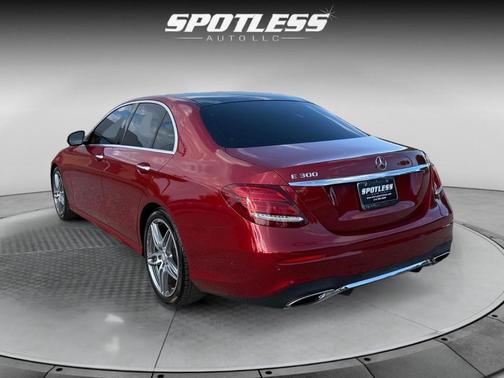 2017 Mercedes-Benz E-Class E300 Luxury Sedan