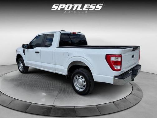 Oxford White 2022 Ford F-150 XL