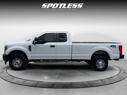 Oxford White 2019 Ford F-250 XL