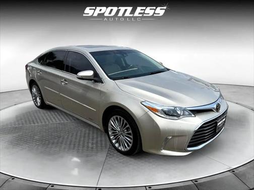 2016 Toyota Avalon XLE