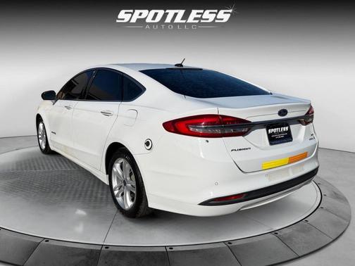2018 Ford Fusion Hybrid SE