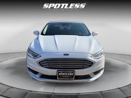 2018 Ford Fusion Hybrid SE