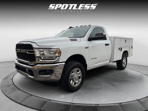 Bright White Clear Coat 2022 RAM 3500 Tradesman