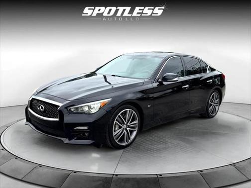 2015 INFINITI Q50 Sport