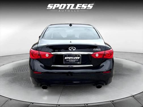 2015 INFINITI Q50 Sport