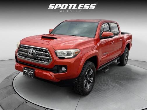 2016 Toyota Tacoma TRD Sport