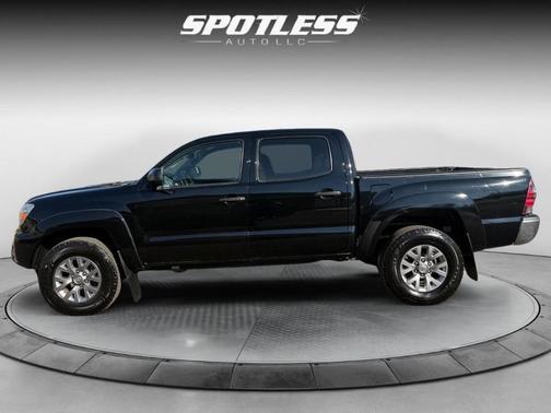 2015 Toyota Tacoma Base