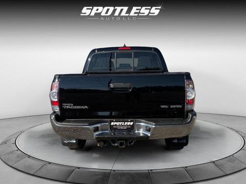 2015 Toyota Tacoma Base