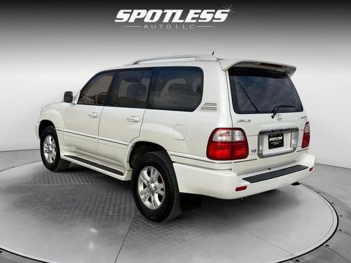 2003 Lexus LX 470 Base