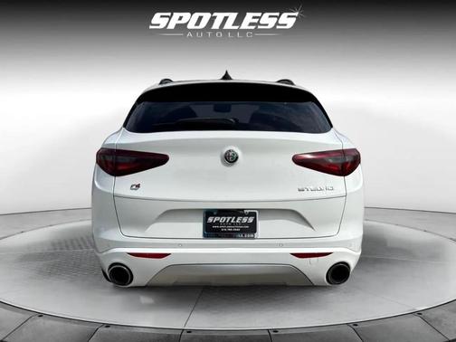 2020 Alfa Romeo Stelvio Sport