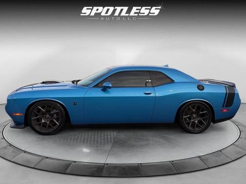 2016 Dodge Challenger R/T Scat Pack