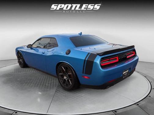 2016 Dodge Challenger R/T Scat Pack