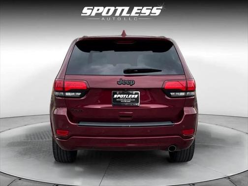 2018 Jeep Grand Cherokee Laredo E
