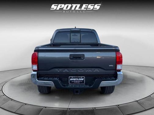 2016 Toyota Tacoma SR5