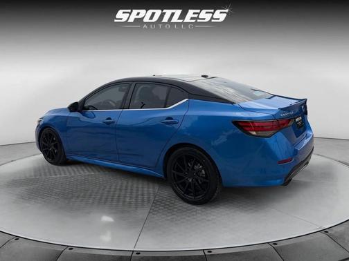 Electric Blue Metallic 2022 Nissan Sentra SR