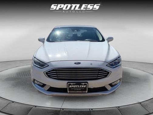2017 Ford Fusion Hybrid SE