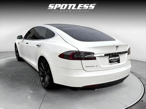 2013 Tesla Model S Performance