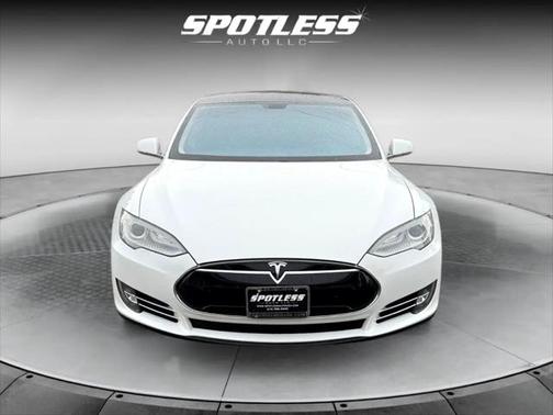 2013 Tesla Model S Performance