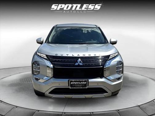 2022 Mitsubishi Outlander SE 2.5 2WD
