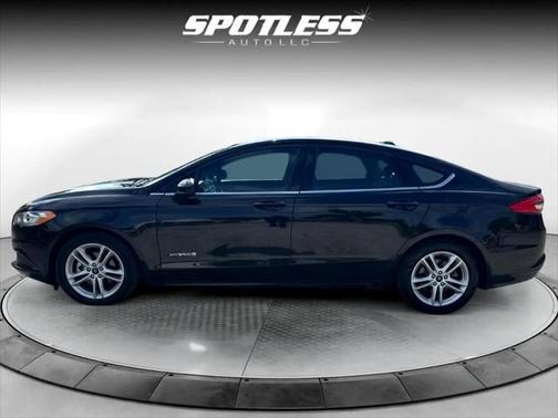 2018 Ford Fusion Hybrid SE